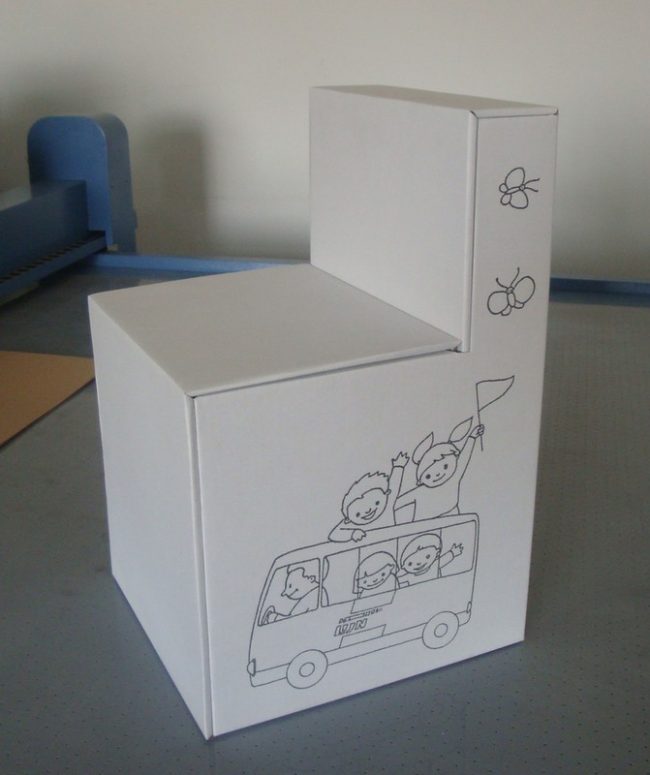 De Lijn - stoeltje om in te kleuren 2